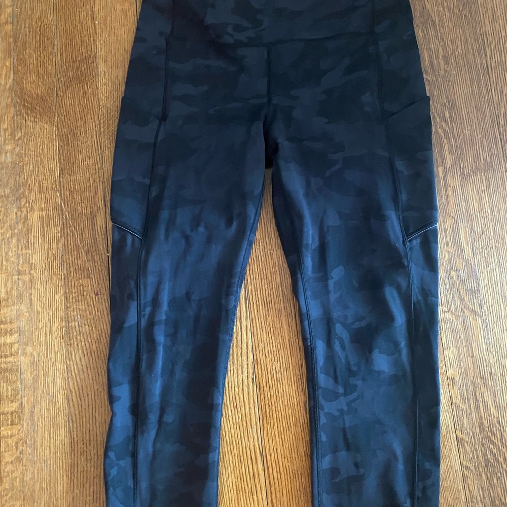 Lululemon align camo leggings size 8